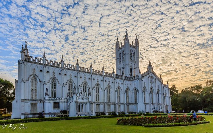 Best Tourist Places to Visit in Kolkata